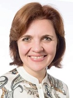Толстова Юлия Евгеньевна